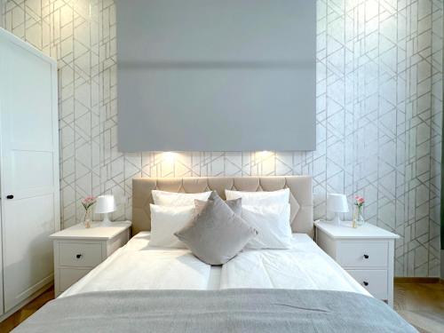 Lovely 3-bedroom in Downtown with Modern Design and AC 1085 Budapest, Baross utca 28 kép - 3