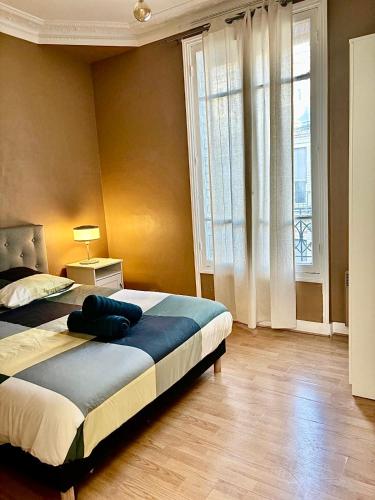 Guest House Tour Eiffel Paris