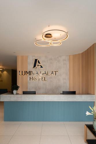 Sijil, anugerah, tanda atau dokumen lain yang dipamerkan di Lumina Hotel Da Lat Central