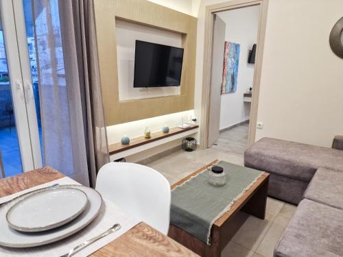 Modern 2 - Bedroom Penthouse in Thessaloniki