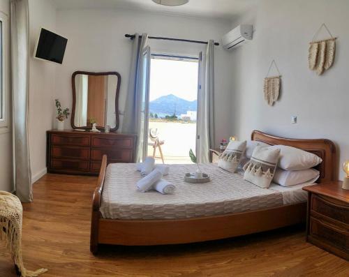 Theasis Apartments