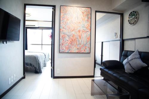 G112新宿最中心 交通枢纽 超级商圈 两室一厅 新宿三丁目车站4分 2 rooms Shinjuku center 4 mins to ST Max 7P 直达新宿 涉谷 表参道 池袋 上野 代代木 银座 原宿
