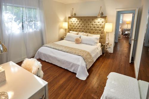 Katil atau katil-katil dalam bilik di Private Villa Miami Pool Oasis