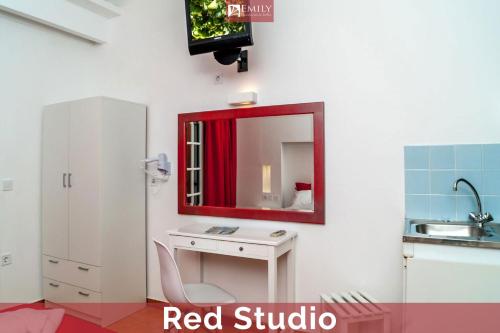 Gallery image of Emily Apartments Dassia Corfu in Dassia