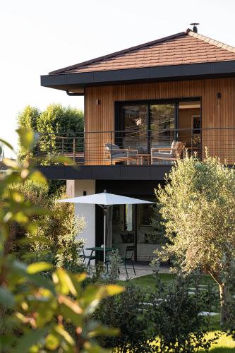 Photo de la galerie de l'établissement La Villa 225 - Lac Annecy, à Saint-Jorioz