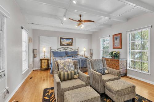 Χώρος καθιστικού στο Lake Silver Retreat lll