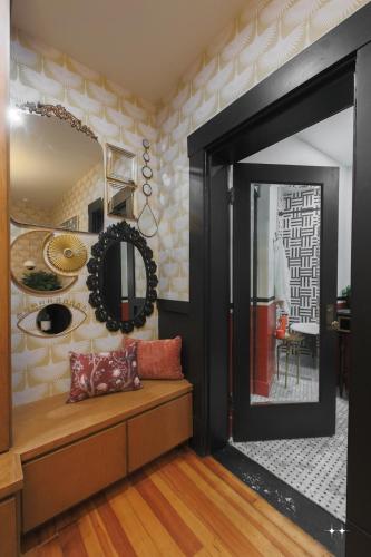 The Cat's Meow Apt1 Cozy Historic Sunset Heightsにあるシーティングエリア