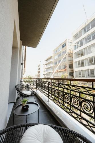Port View Suitesにあるバルコニーまたはテラス