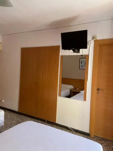 Hotel Iris photo 12