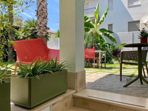 Taman di luar A Casa di Lilí - Appartamento a due passi dal mare