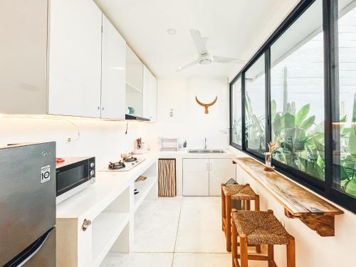 Kuhinja ili čajna kuhinja u objektu Villa Bianca Bali