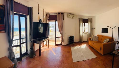 STUNNING BEACH PENTHOUSE Best Views In Luz