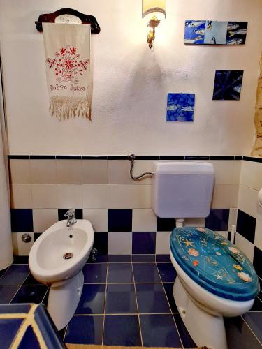 Bilik mandi di Cottage Casa Vinela