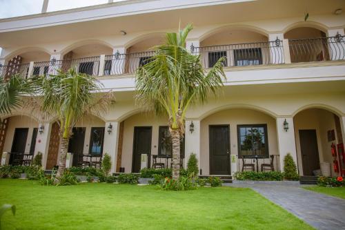 Gallery image of Thái Bình Cam Ranh 2 Hotel in Cam Ranh