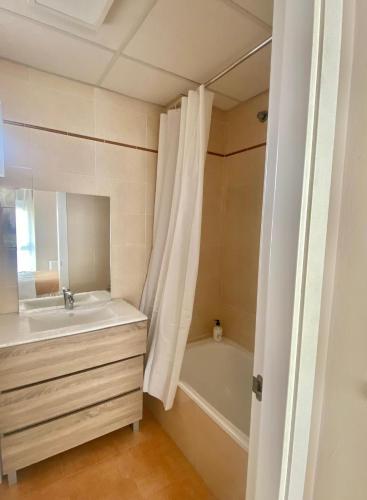 Attractive Suite Apartment in Malaga City Center