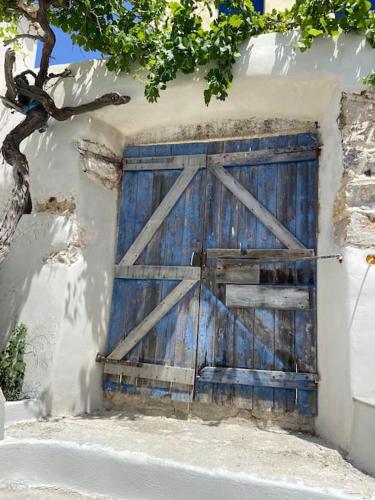 Gallery image of Gaia - TCupStudios in Kýthira