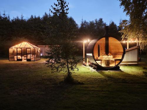 Zahrada ubytování 2-bedroom, fenced yard, sauna, 10 min to Pärnu