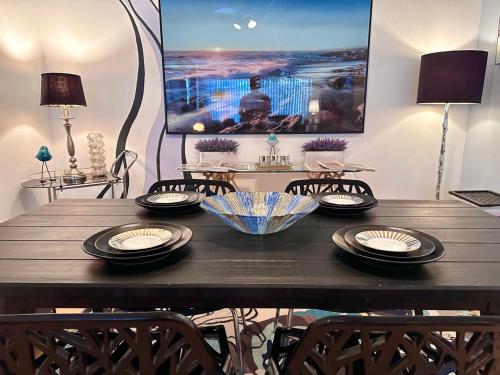 Beverly Estates photo 5