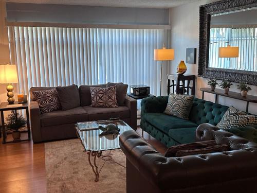 Beverly Estates photo 28