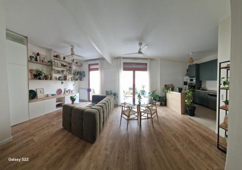 Photo de la galerie de l'établissement Kara's House, à Saint-Denis