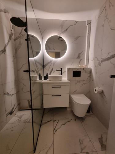 Dúfan Apartmentsにあるバスルーム