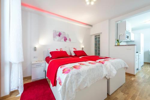 SB Apartment No 2