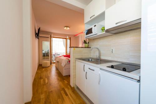 SB Apartment No 2