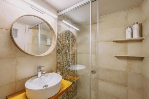 Aqua Breeze Apartment