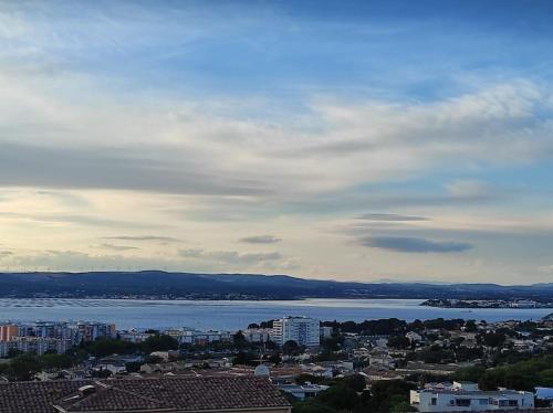 Charmant T2 avec vue sur l'étang