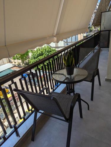 Bright & Cozy Apartment, Athens