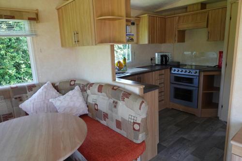 Kuchyň nebo kuchyňský kout v ubytování Equestrian Retreat - Sleeps 6 & Bbq
