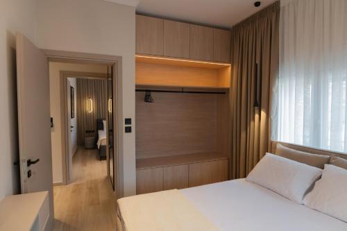 Ellis Luxury Apartment