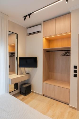 Ellis Luxury Apartment