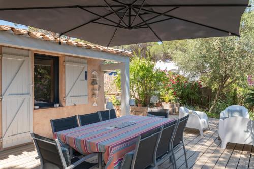 Imagen de la galería de Joli mazet clim vue St Tropez, en Sainte-Maxime