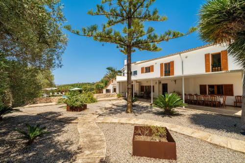 E132 Cas Carello by Mallorca Villa Selection