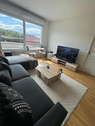 Charmant appartement près de la Défense et Paris