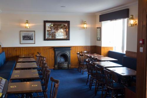 Restoran atau tempat lain untuk makan di The Ship Inn