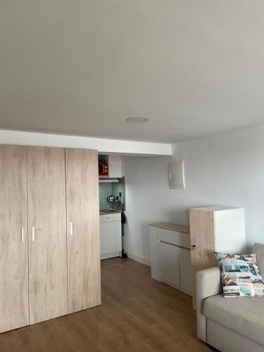 Foto dalla galleria di Surf studio 2 min from the beach a Loredo