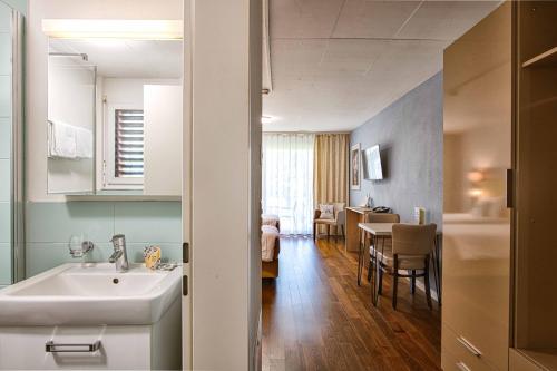 Φωτογραφία από το άλμπουμ του Hotel Residence Loren - contact & contactless check-in σε Uster