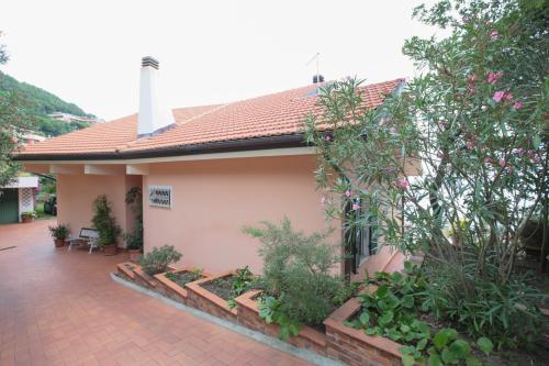 Gallery image of Villa Giò - Terrazza nel Blu in Bergeggi