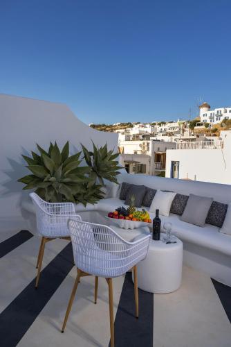 Alexandros Central Suites, Mykonos Town, with Shared Rooftop Terrace