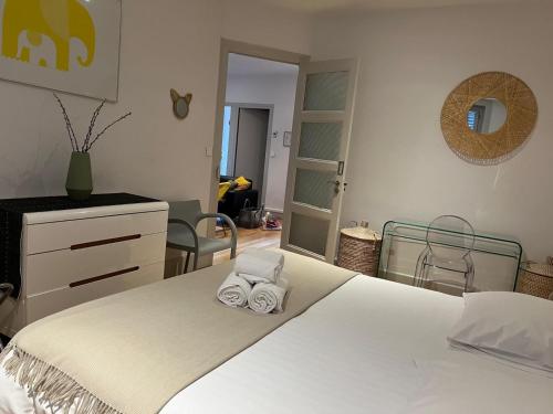 Photo de la galerie de l'établissement LA SUITE DES CÈDRES - T3 Lyon 3, à Lyon