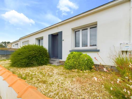 À 2,7 km de la plage, maison au calme pour 6