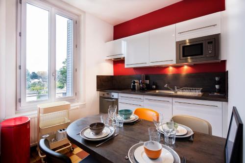 Photo de la galerie de l'établissement LA SUITE DES CÈDRES - T3 Lyon 3, à Lyon