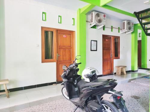 Fotografie z fotogalerie ubytování Happy Syariah Hotel near Jombor Mitra RedDoorz v destinaci Sleman