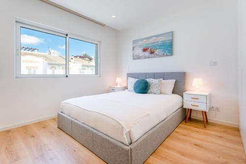 Luxurious 3 BDR House With Pool & BBQ by LovelyStay
