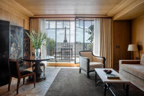 Posezení v ubytování Hôtel Balzac Paris & Spa Ikoï