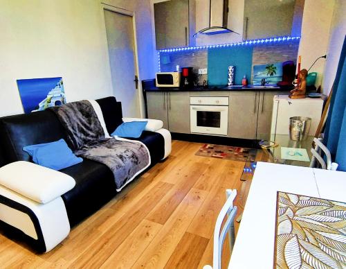 Fotografie z fotogalerie ubytování 2 chambres Centre Chateaubriant Sauna v destinaci Chateaubriant