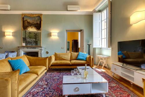 Tintori Luxury Palace by Mamo Florence
