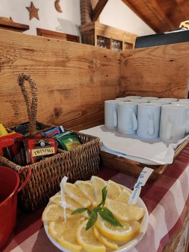 Mad på feriegården eller i nærheden